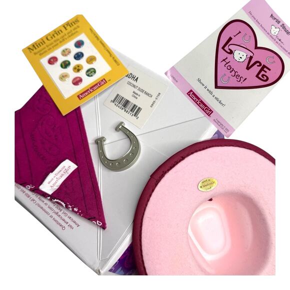 American Girl Today Coconut Dude Ranch Horse Lover ACCESSORIES Hat Toy Scarf Box - Picture 4 of 11